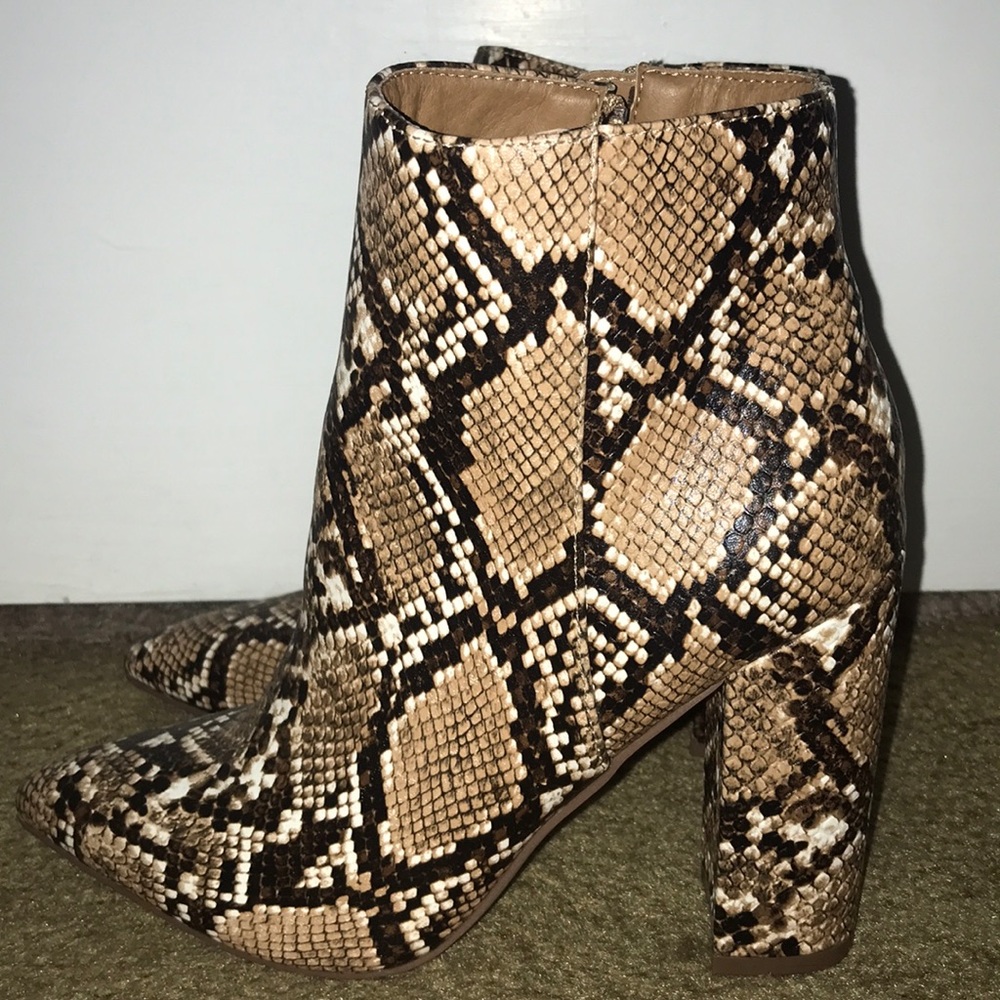 Women’s Snakeskin Booties